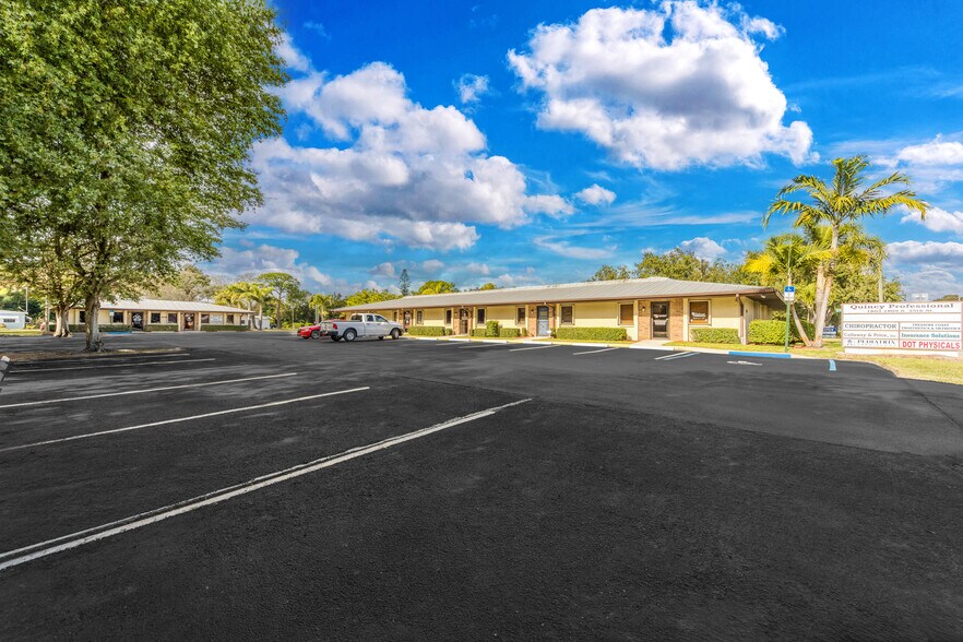 1803-1805 S 25th St, Fort Pierce, FL à vendre - Photo de l’immeuble – Image 1 sur 31