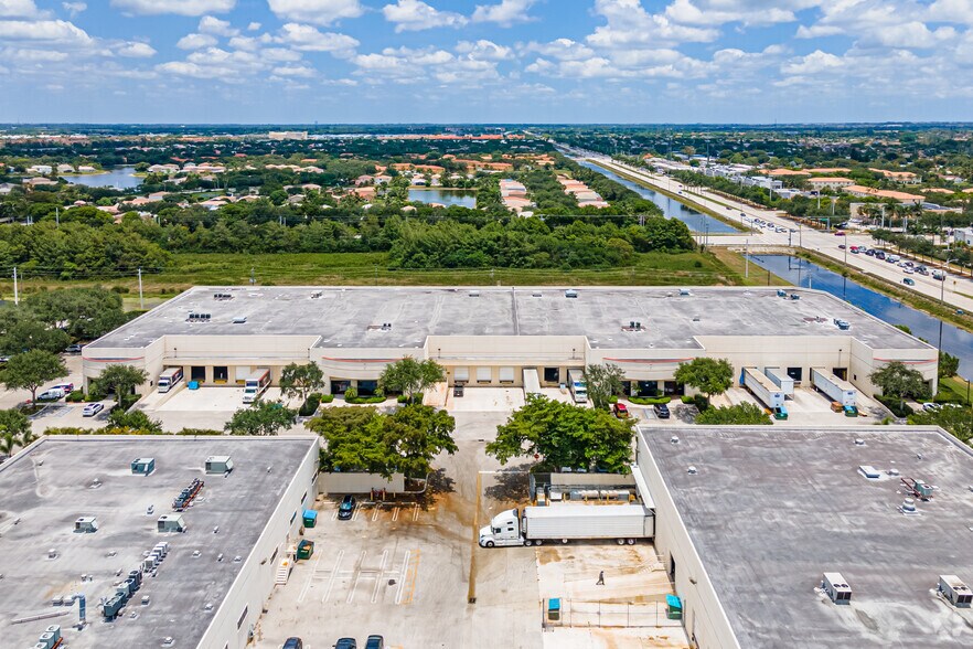2705-2785 N Commerce Pky, Miramar, FL à louer - Aérien – Image 2 sur 8