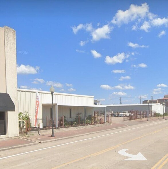 1076 Calder Ave, Beaumont, TX à vendre - Photo de l’immeuble – Image 3 sur 10