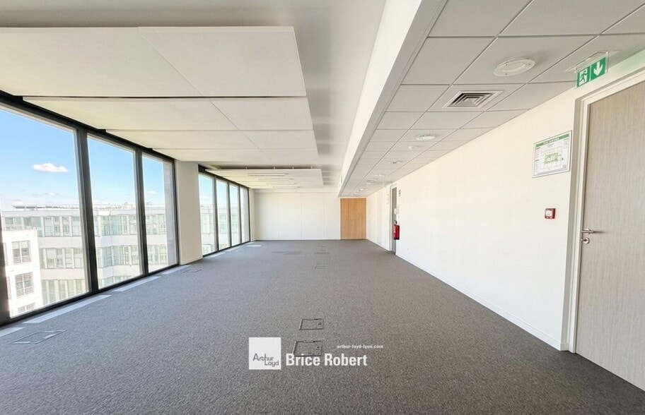 8 Rue Maurice Moissonnier, Vaulx-en-Velin à louer - Photo intérieure – Image 2 sur 4