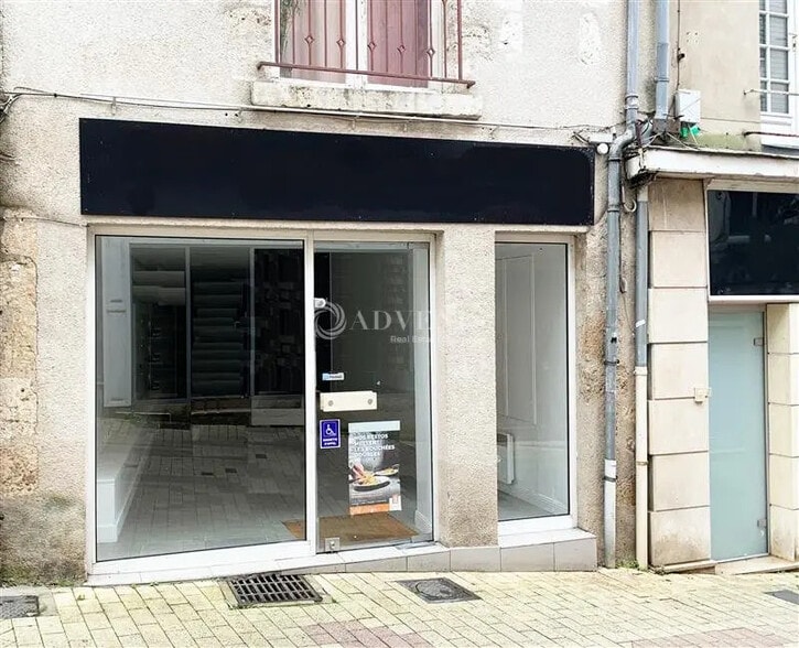 Local commercial dans Blois à louer - Photo de l’immeuble – Image 1 sur 4