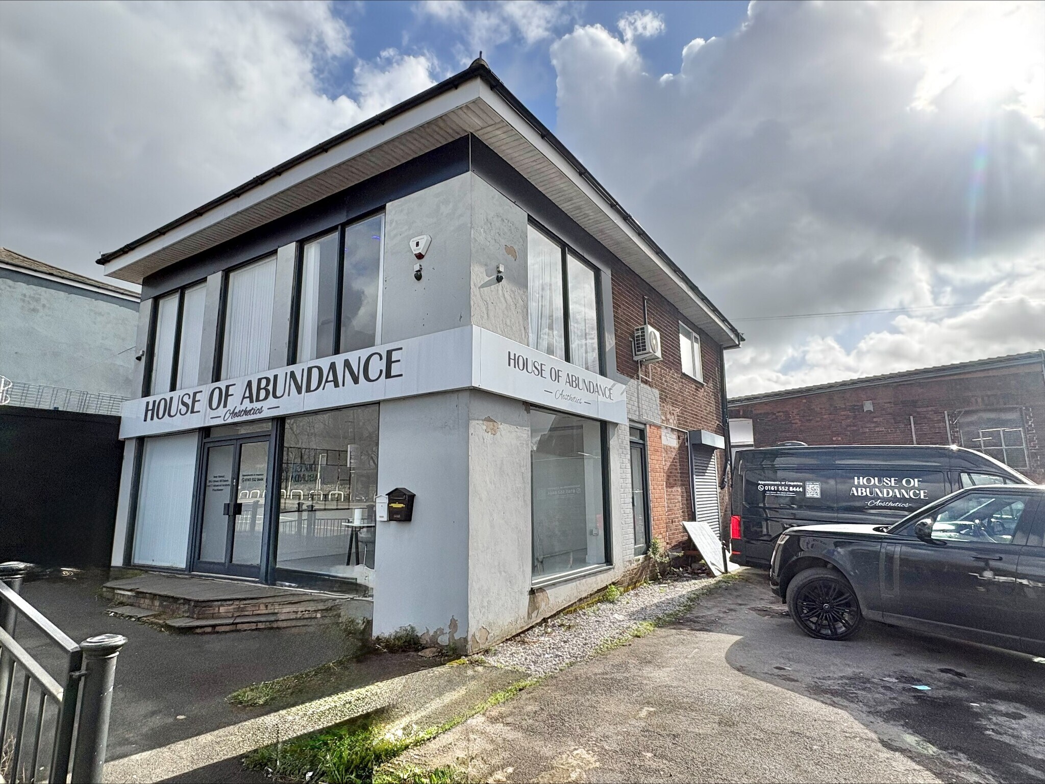 34 Huddersfield Rd, Oldham à vendre Photo principale– Image 1 sur 7
