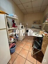 Local commercial dans Marseille à louer Photo intérieure– Image 1 sur 4