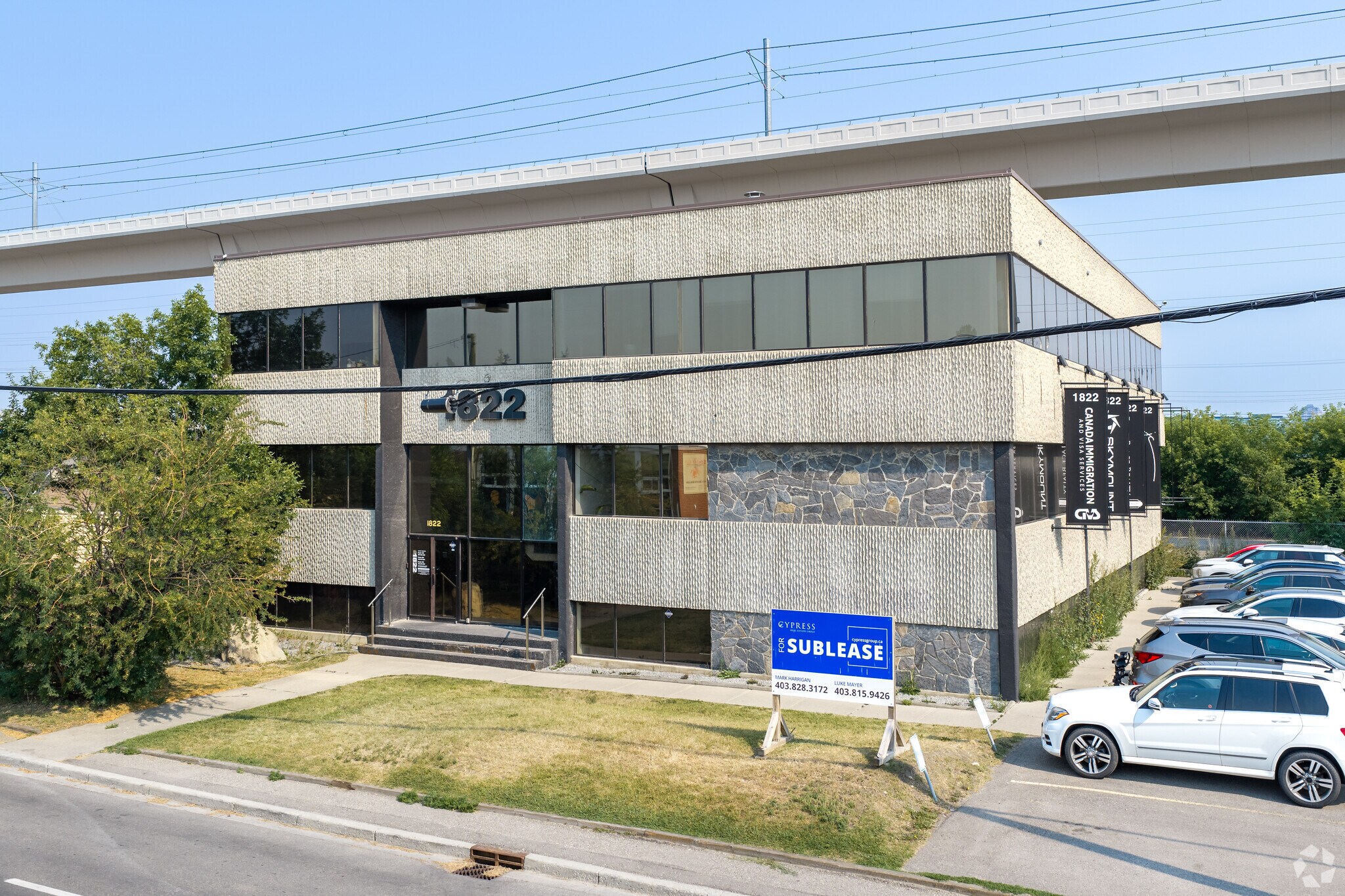 1822 10th Ave SW, Calgary, AB à louer Photo de l’immeuble– Image 1 sur 4