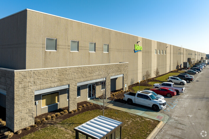 12225 Oakland Park Boulevard, Highland Park, MI à louer - Photo de l’immeuble – Image 1 sur 8