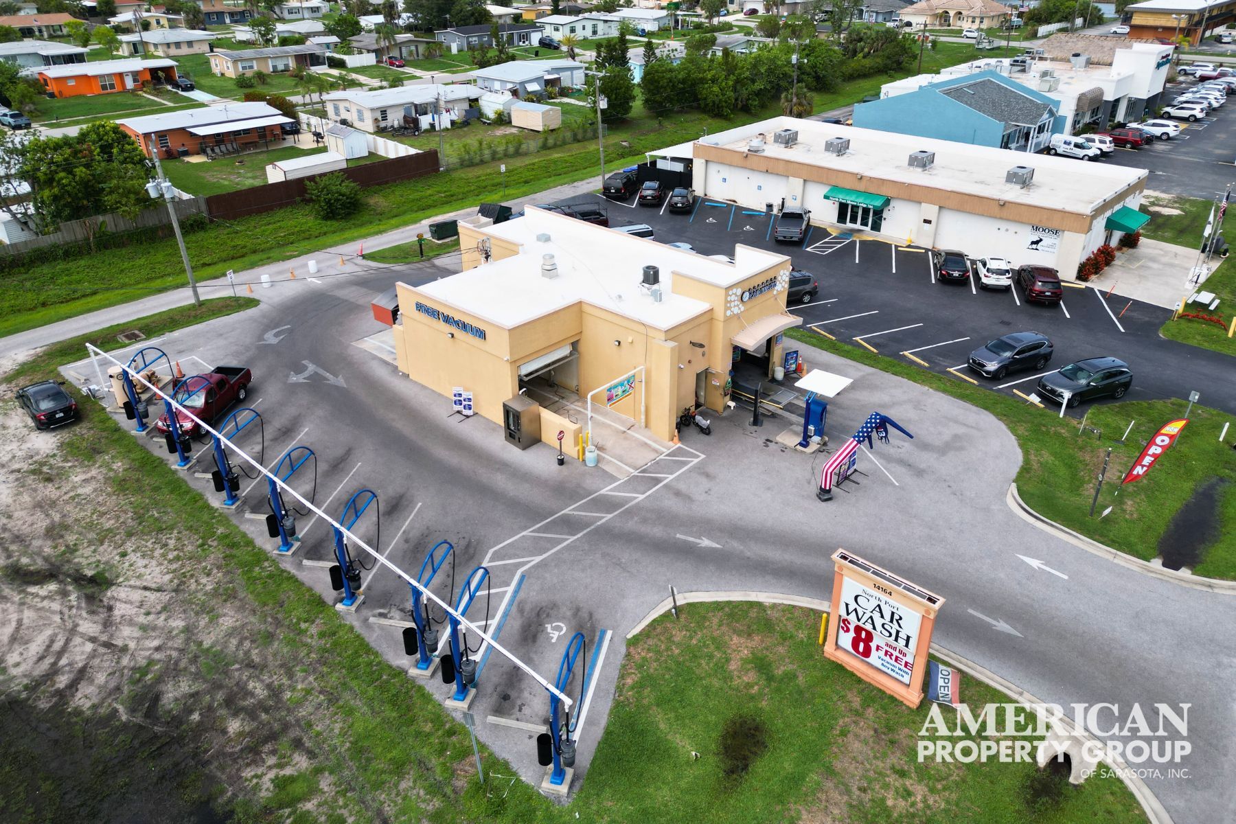 14164 Tamiami Trl, North Port, FL à vendre Photo de l’immeuble– Image 1 sur 12