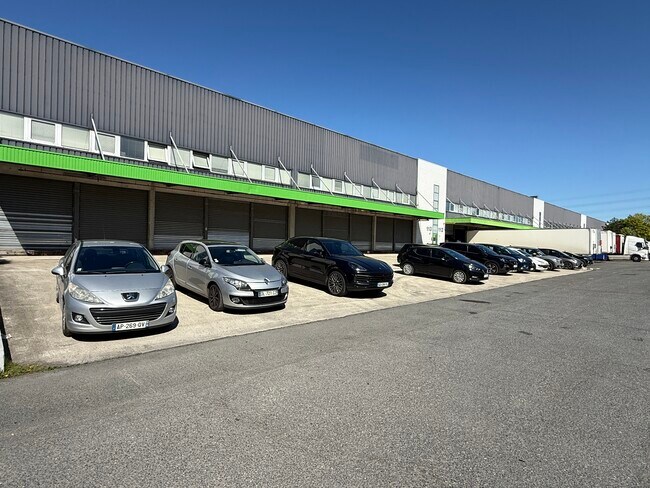 Plus de détails pour Industriel/Logistique à louer