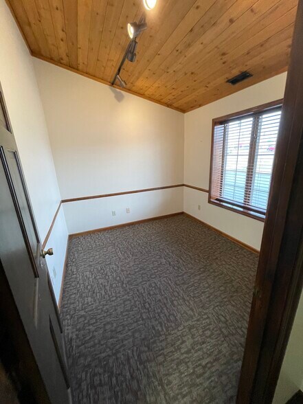 8109-8115 Lima Rd, Fort Wayne, IN à louer - Photo de l’immeuble – Image 2 sur 6
