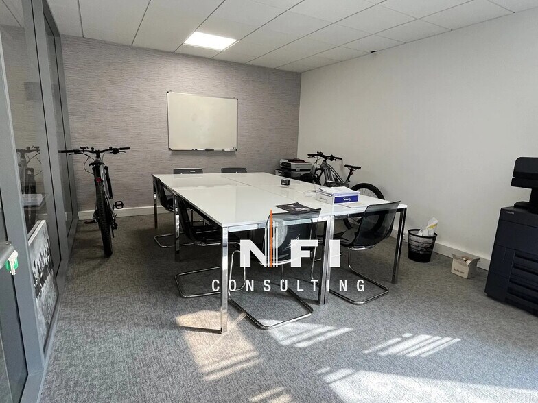 Bureau dans Valbonne à louer - Photo de l’immeuble – Image 3 sur 4