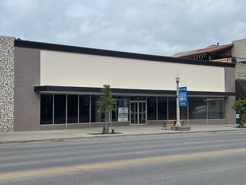 2017 Main St, Baker City, OR à vendre - Photo de l’immeuble – Image 2 sur 2