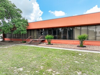 Plus de détails pour 4267 Dividend Rd, San Antonio, TX - Industriel/Logistique à vendre