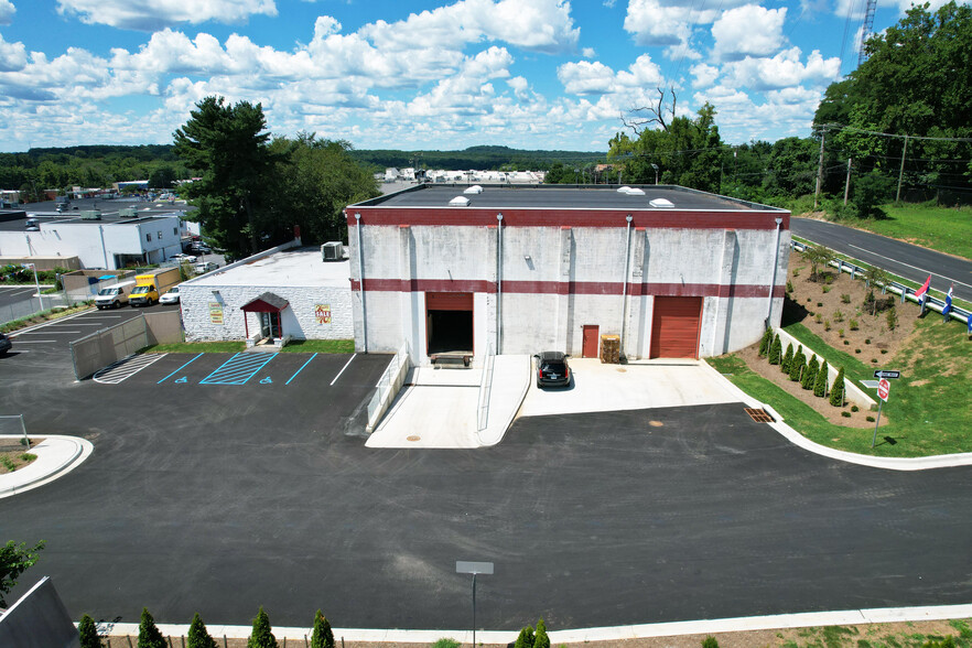 6436 Baltimore National Pike, Catonsville, MD à louer - Photo de l’immeuble – Image 2 sur 8