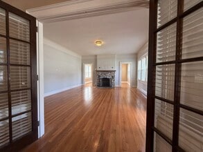 581 W Main St, Spartanburg, SC à louer Photo intérieure– Image 2 sur 16