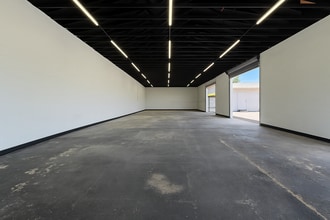 859 NE 44th St, Oakland Park, FL à louer Photo intérieure– Image 2 sur 2