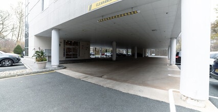 91 S Jefferson Rd, Whippany, NJ à louer Photo de l’immeuble– Image 2 sur 12