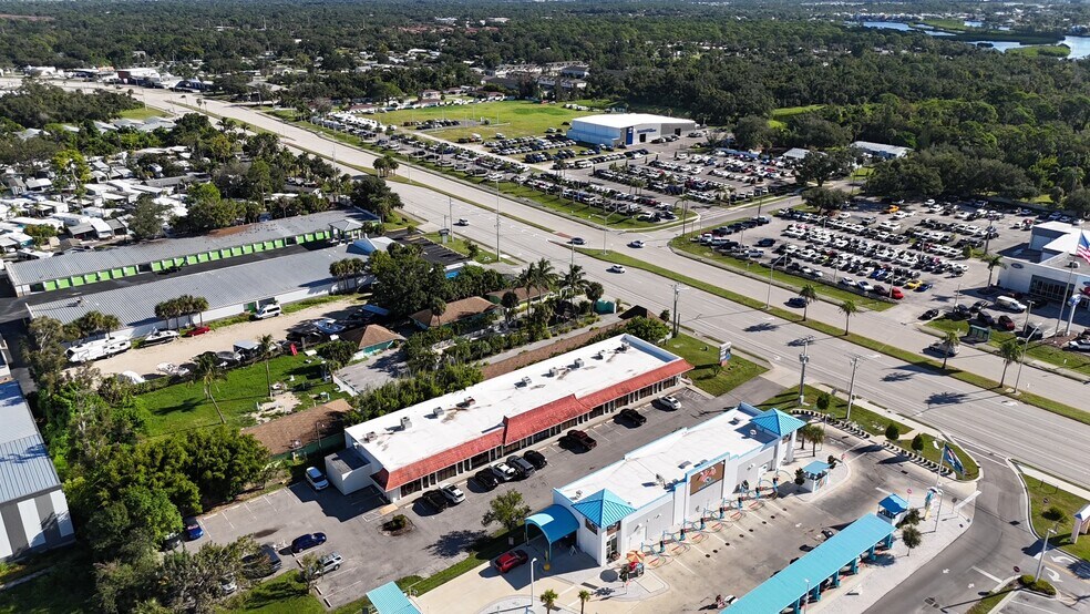 115 N Tamiami Trl, Nokomis, FL à vendre - Photo de l’immeuble – Image 2 sur 15