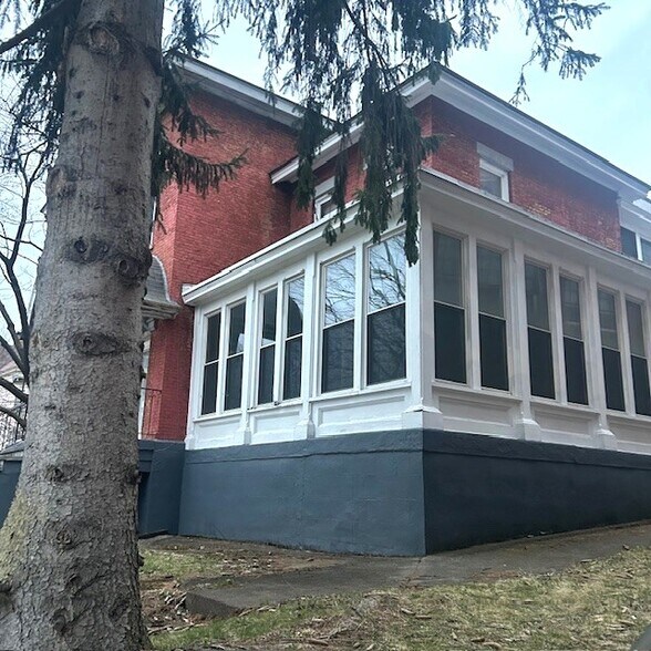 1101 Burnet Ave, Syracuse, NY à vendre - Photo de l’immeuble – Image 3 sur 18
