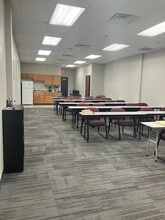 1139 NW Broad St, Murfreesboro, TN à louer Photo intérieure– Image 1 sur 4