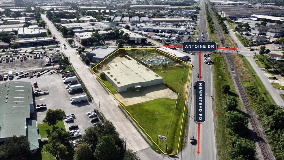 11260 Hempstead Rd, Houston, TX à louer - Aérien – Image 1 sur 9