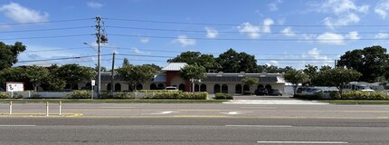 1546-1550 Main St, Dunedin, FL à louer Photo de l’immeuble– Image 2 sur 6