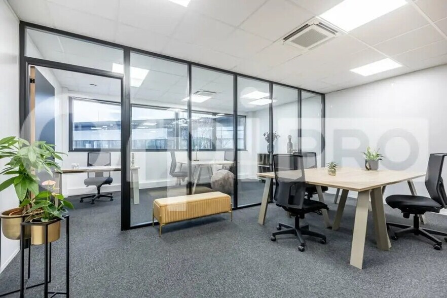 Bureau dans Nanterre à louer - Photo intérieure – Image 3 sur 4