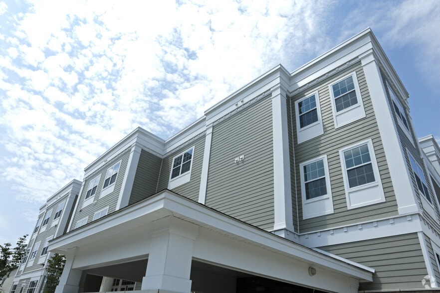 2 Hennessey Blvd, Atlantic Highlands, NJ à louer - Photo de l’immeuble – Image 3 sur 37