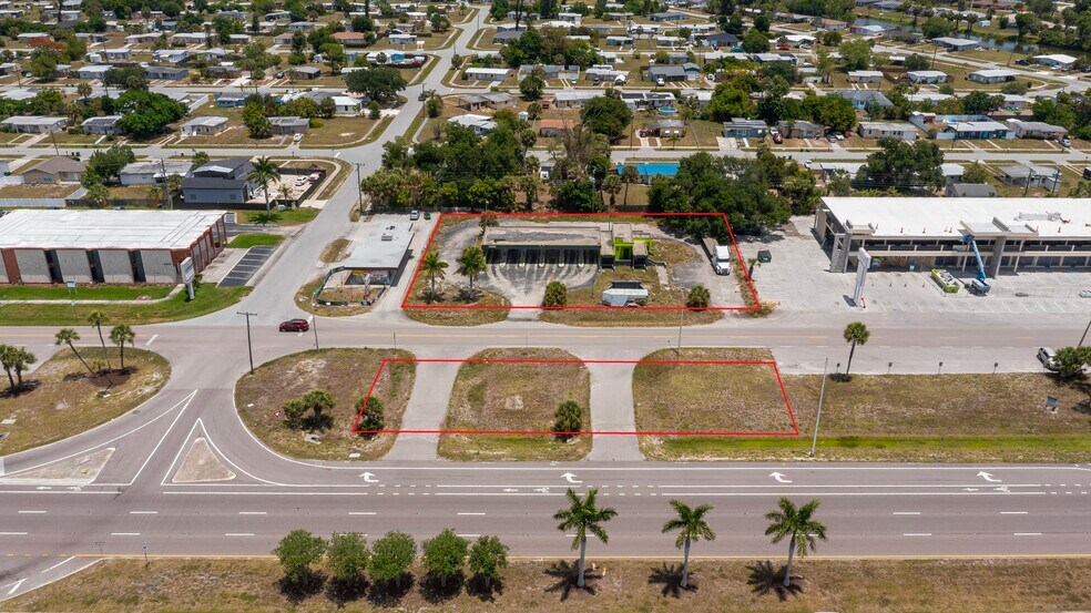 3570 Tamiami Trl, Port Charlotte, FL à vendre - Photo principale – Image 1 sur 7