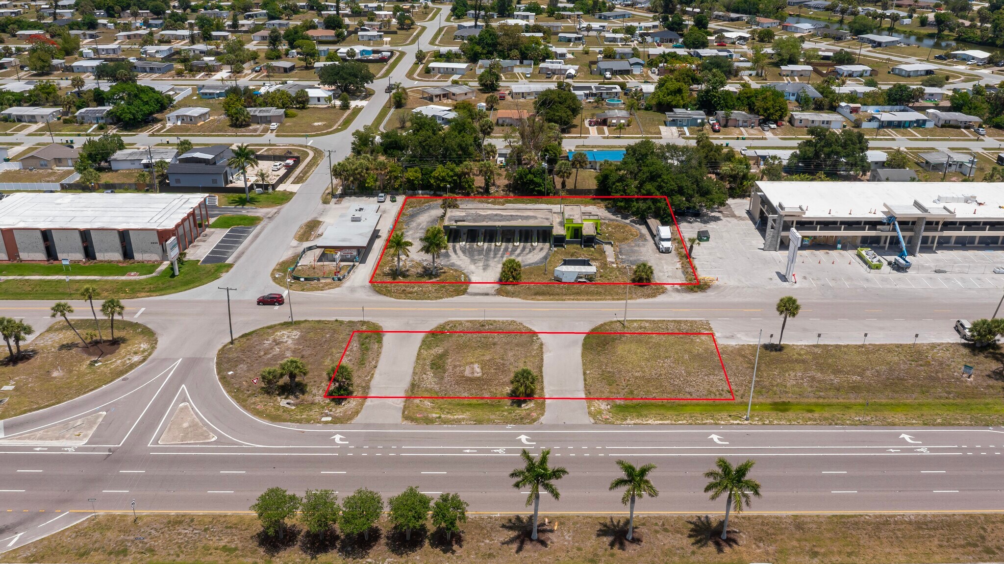 3570 Tamiami Trl, Port Charlotte, FL à vendre Photo principale– Image 1 sur 8