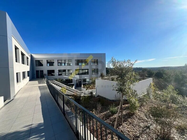 Bureau dans SOPHIA ANTIPOLIS à louer - Photo de l’immeuble – Image 3 sur 13