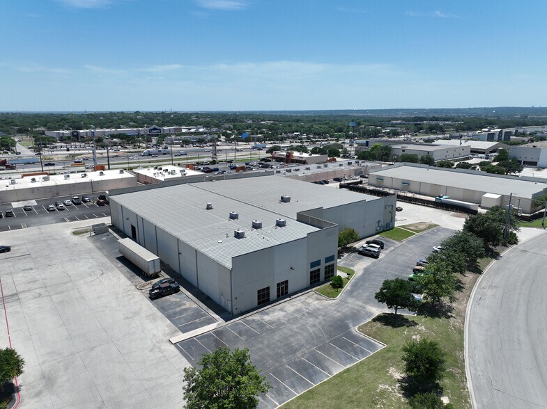 5850 Corridor Pky, Schertz, TX à louer - Photo de l’immeuble – Image 1 sur 1