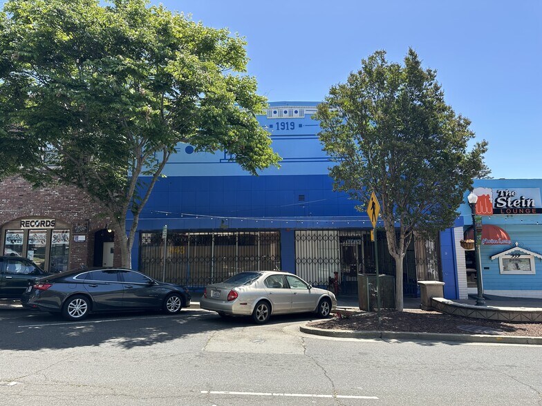 943 B St, Hayward, CA à louer - Photo de l’immeuble – Image 1 sur 16