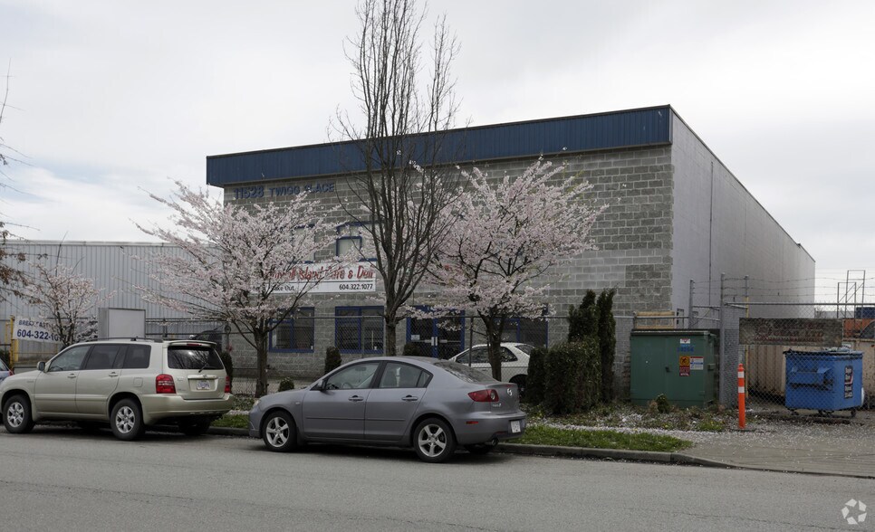 11528 Twigg Pl, Richmond, BC à louer - Photo de l’immeuble – Image 2 sur 5