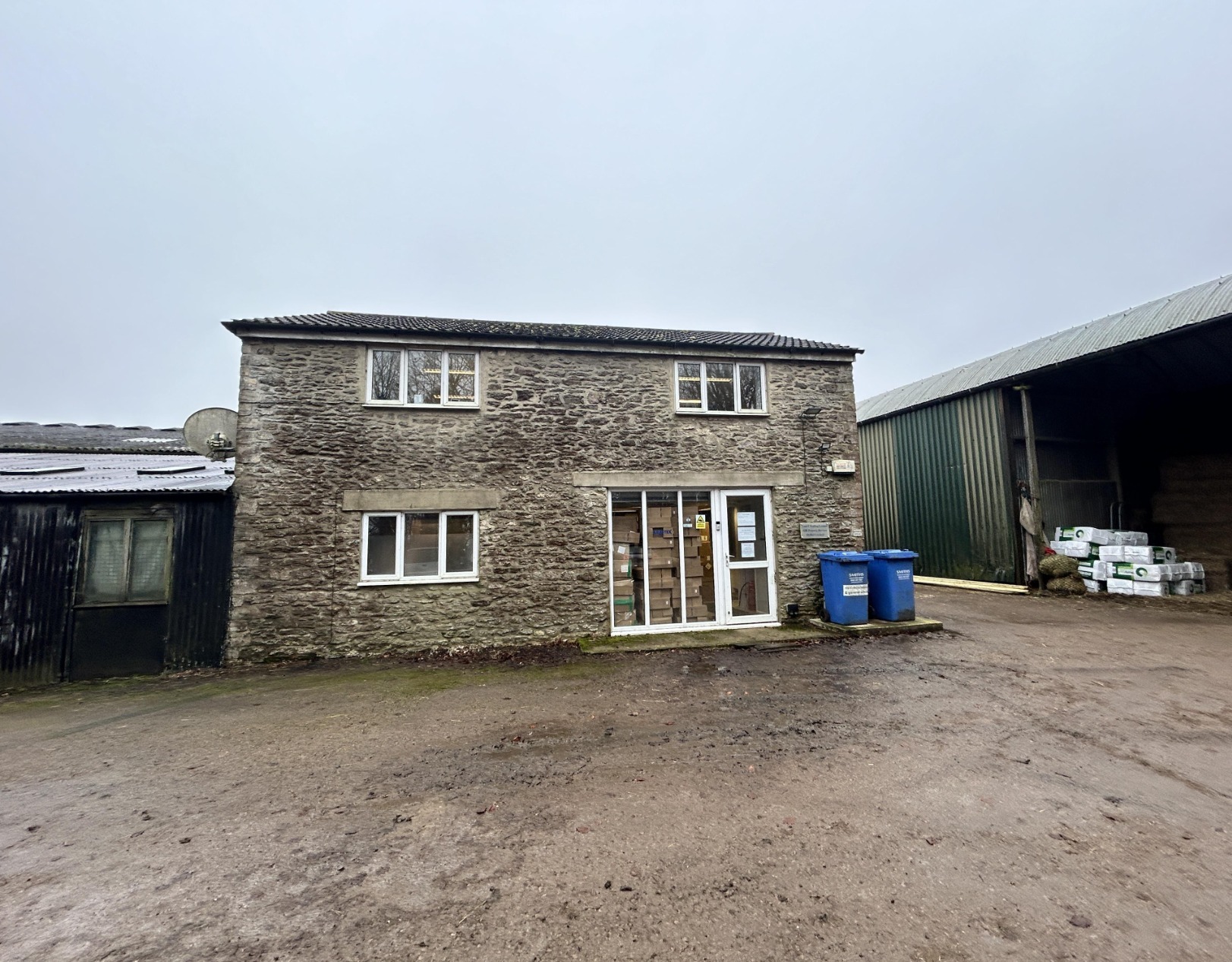 Bownhill Farm, Woodchester à louer Photo principale– Image 1 sur 2