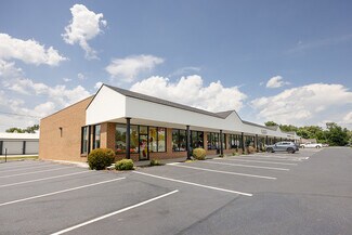 Plus de détails pour 715 Lakepointe Centre Dr, O'Fallon, IL - Local commercial à louer