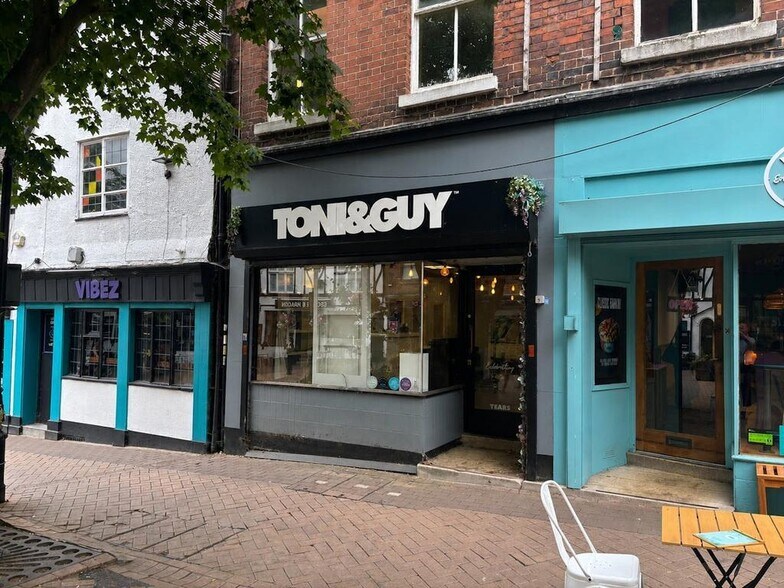 51-52 Ironmarket, Newcastle Under Lyme à louer - Photo de l’immeuble – Image 1 sur 12