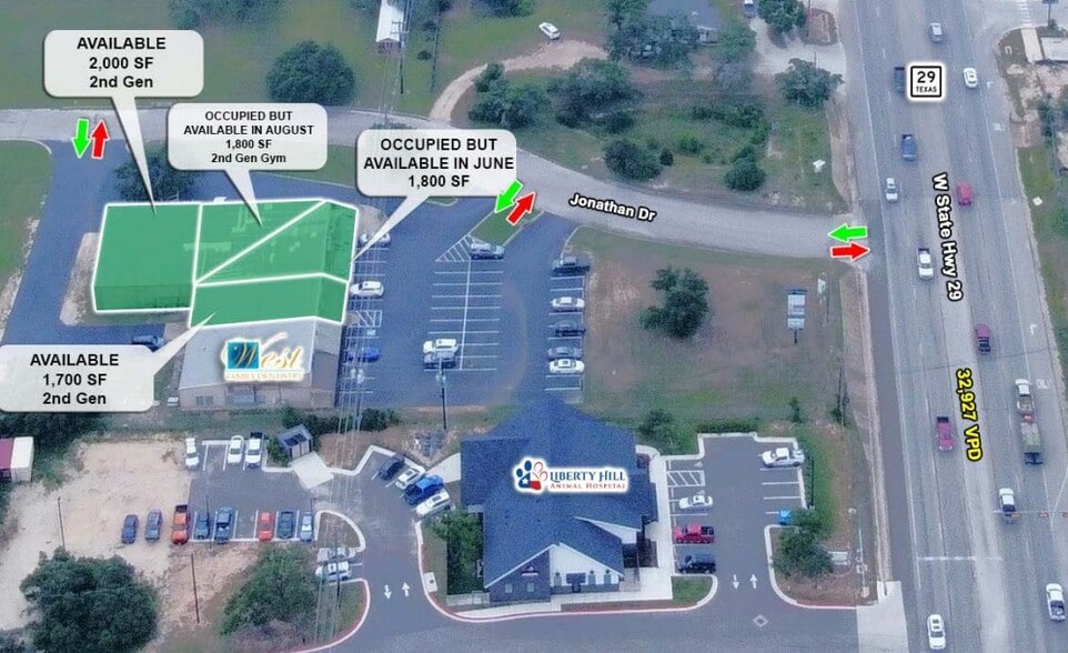 101 Jonathan Dr, Liberty Hill, TX à louer - Photo de l’immeuble – Image 3 sur 9