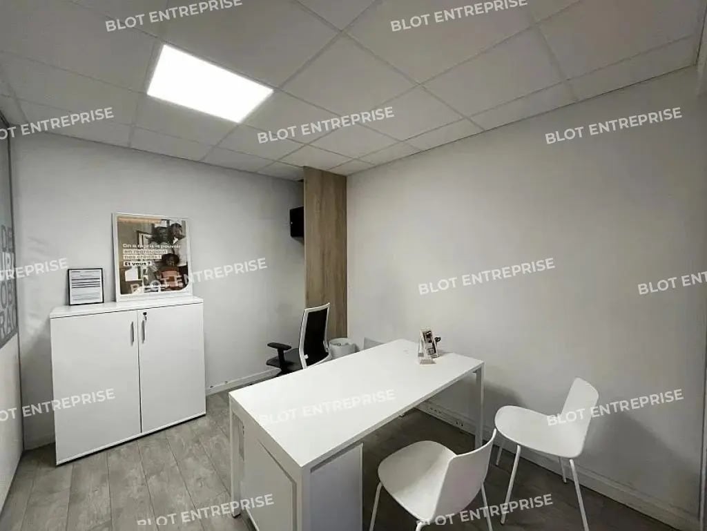 Bureau dans Orvault à vendre Photo intérieure– Image 1 sur 7