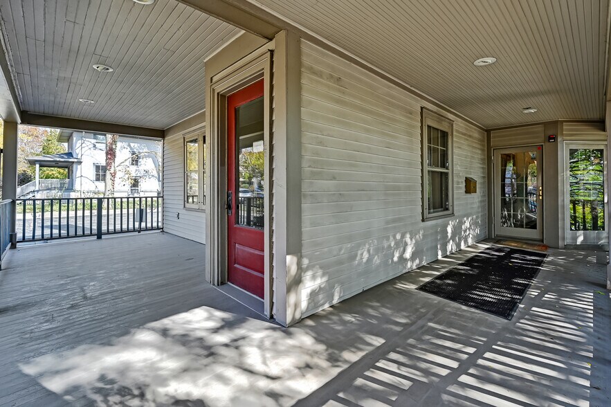 15 N Lincoln St, Hinsdale, IL à vendre - Photo de l’immeuble – Image 3 sur 29