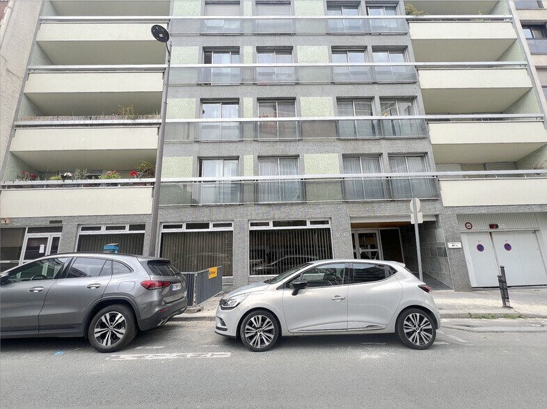 Bureau dans Paris à vendre - Photo de l’immeuble – Image 2 sur 24