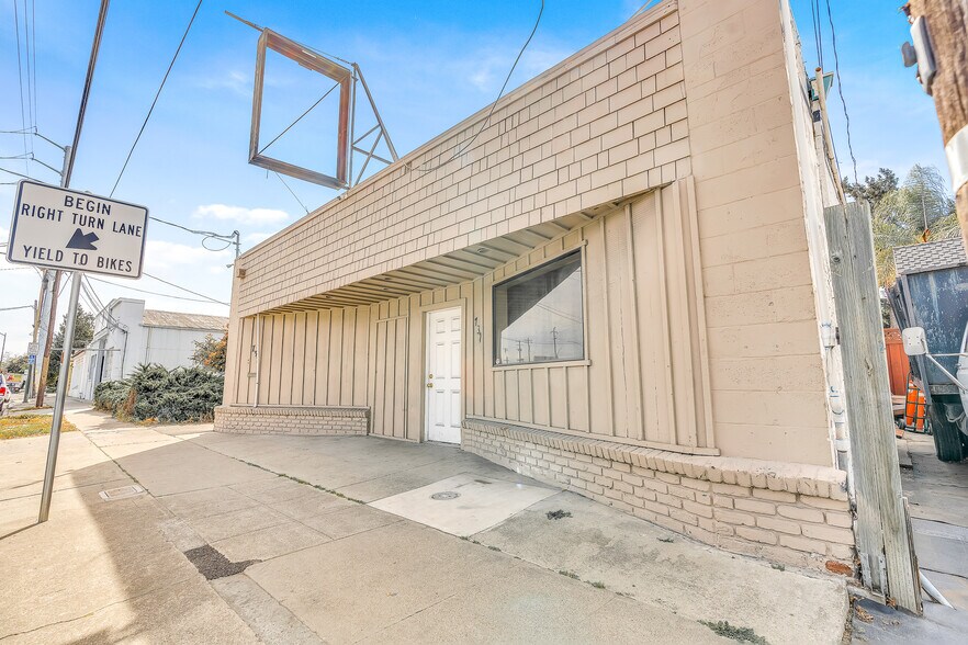 737 Stockton Ave, San Jose, CA à vendre - Photo de l’immeuble – Image 3 sur 18