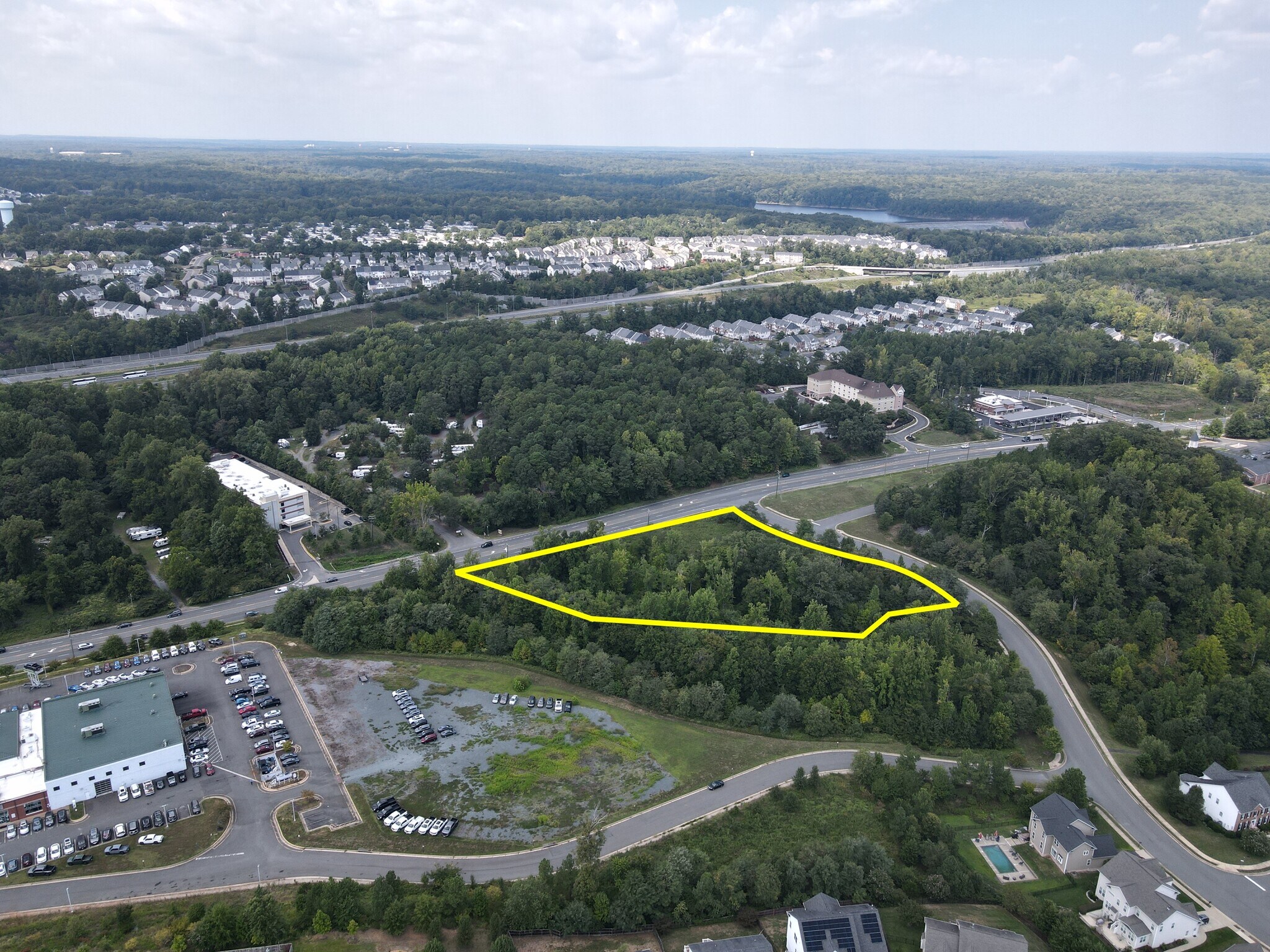 195 Coachman Cir, Stafford, VA à louer Photo de l’immeuble– Image 1 sur 4