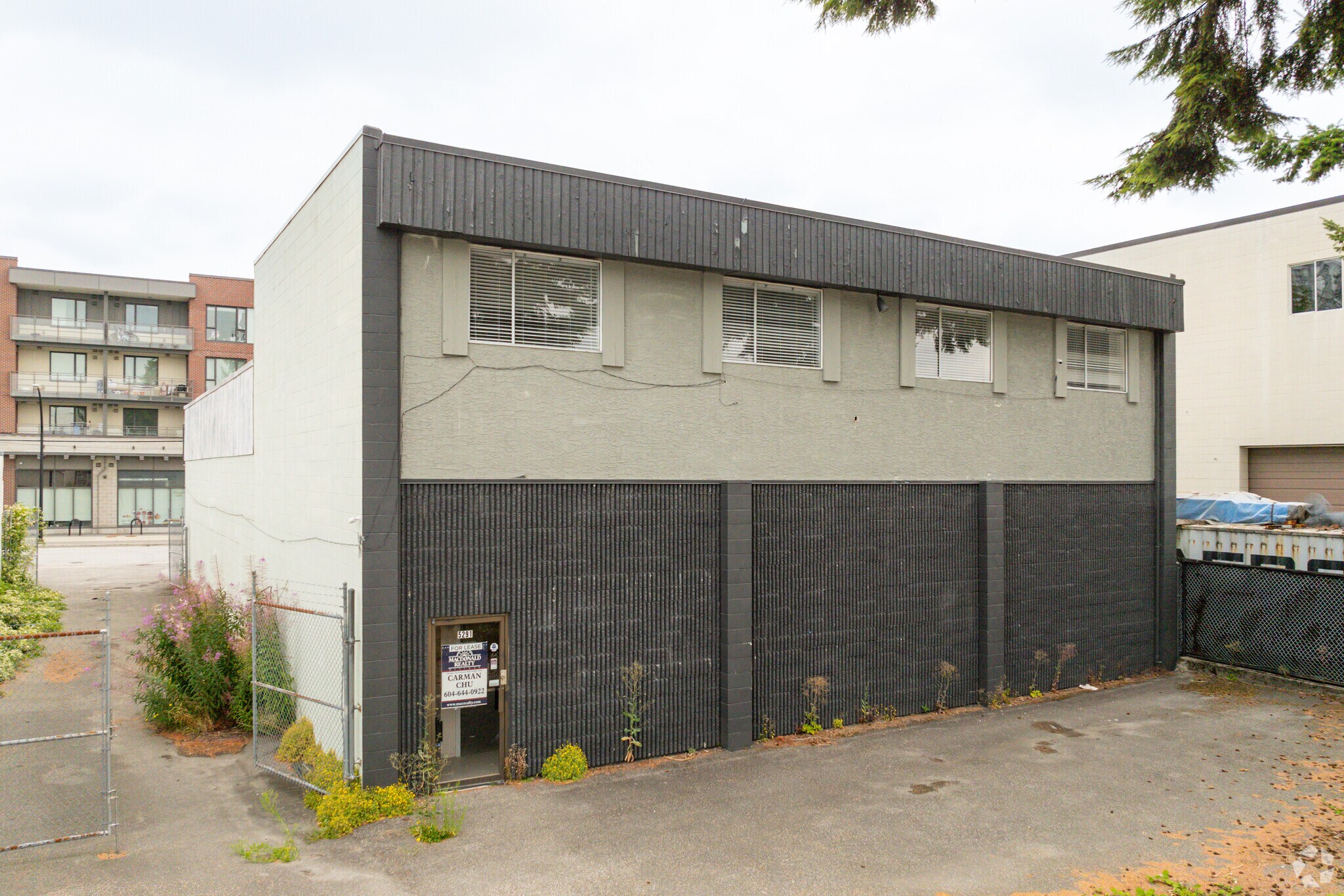 5291 Imperial St, Burnaby, BC à vendre Photo principale– Image 1 sur 4