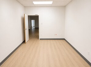 1373 Broad St, Clifton, NJ à louer Photo intérieure– Image 2 sur 4