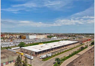 7575 Kimbel St, Mississauga, ON à louer Photo intérieure– Image 1 sur 9