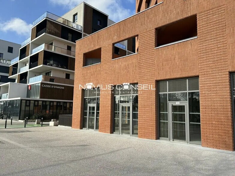 Local d'activités dans Toulouse à vendre - Photo de l’immeuble – Image 1 sur 5