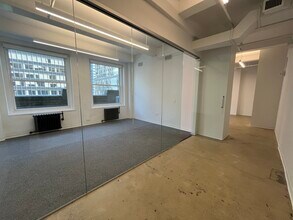 1501 Broadway, New York, NY à louer Photo intérieure– Image 2 sur 4