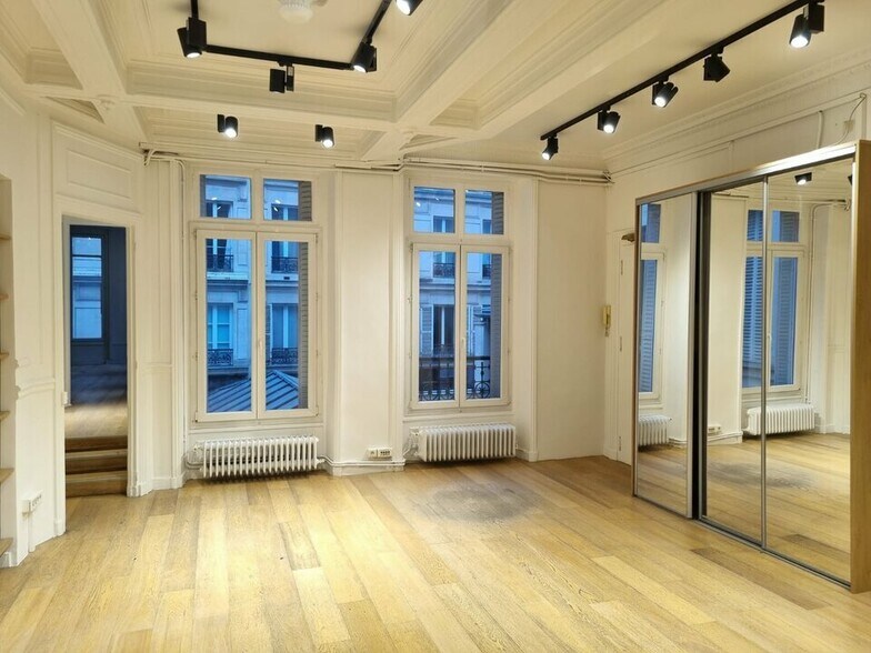 Bureau dans Paris à vendre - Photo intérieure – Image 3 sur 9