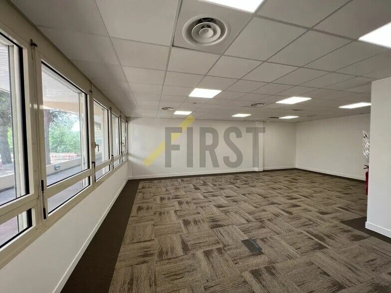 Bureau dans BIOT à louer - Photo intérieure – Image 2 sur 3