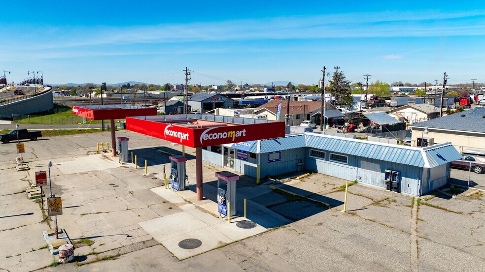 1211 E Lewis St, Pasco, WA à vendre - Photo de l’immeuble – Image 3 sur 21