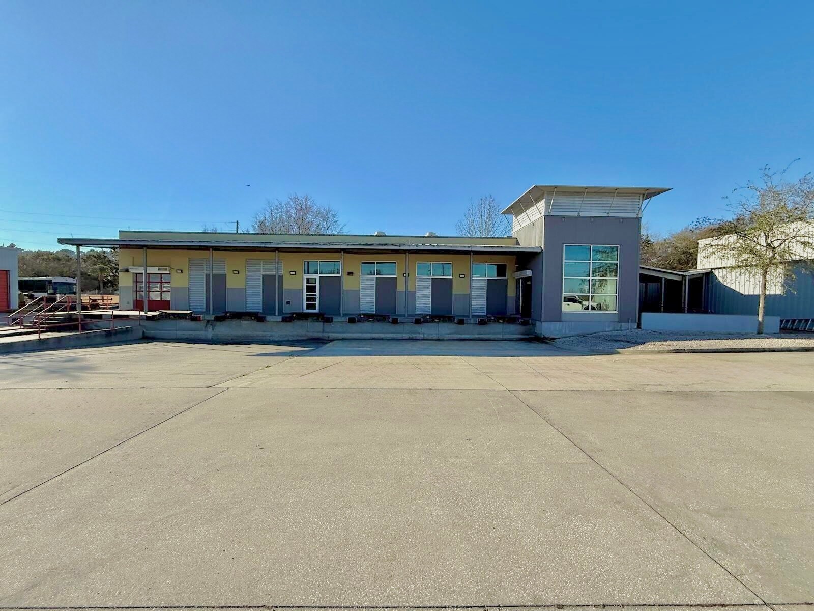 2501 E President St, Savannah, GA à louer Photo principale– Image 1 sur 30